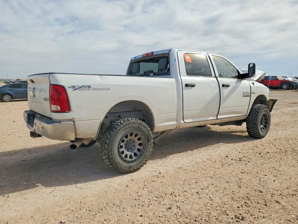 50504316 :رقم المزاد ، 3C6UR5CJ6GG351422 vin ، 2016 Ram 2500 مزاد بيع