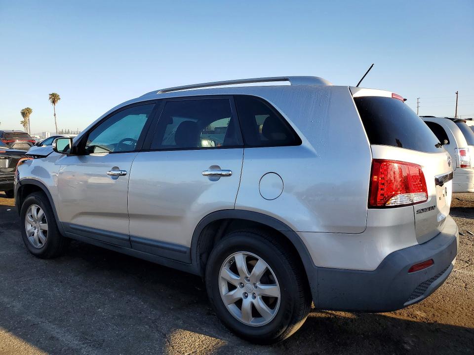 2011 Kia Sorento მანქანა იყიდება აუქციონზე, vin: 5XYKT3A1XBG051320, აუქციონის ნომერი: 54171676