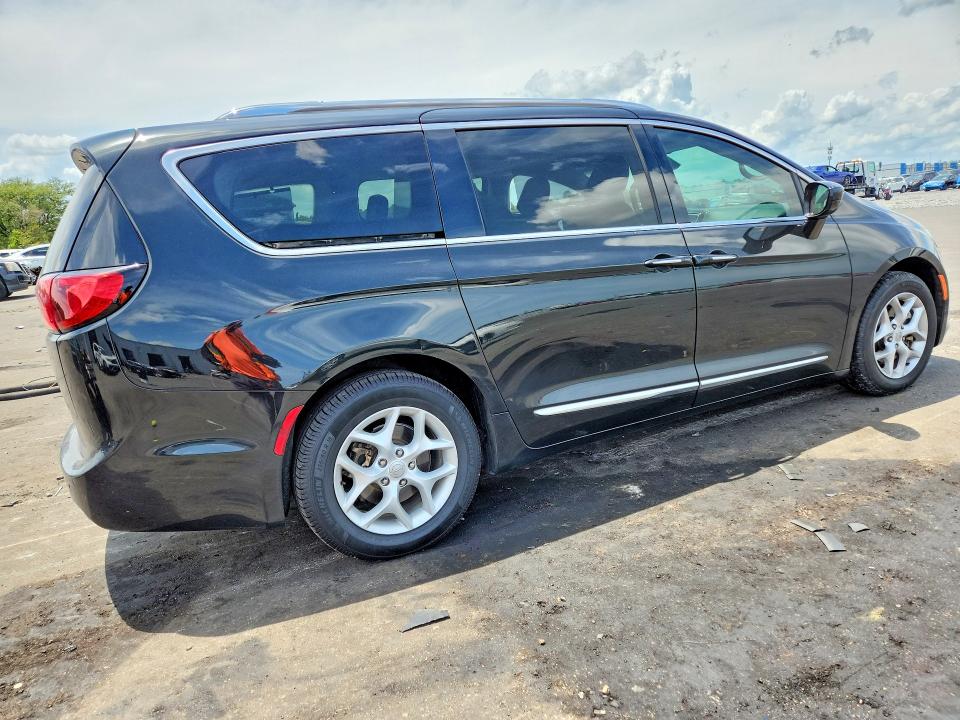 2018 Chrysler Pacifica მანქანა იყიდება აუქციონზე, vin: 2C4RC1EG8JR194360, აუქციონის ნომერი: 54771126