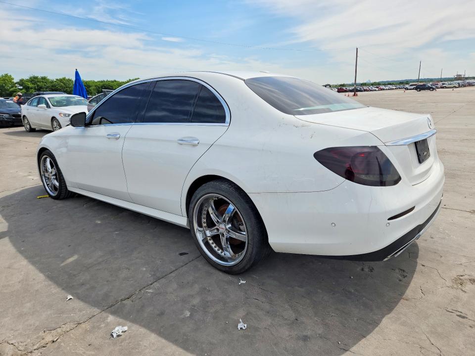 52653976 :رقم المزاد ، WDDZF4JB9HA243055 vin ، 2017 Mercedes-benz E مزاد بيع
