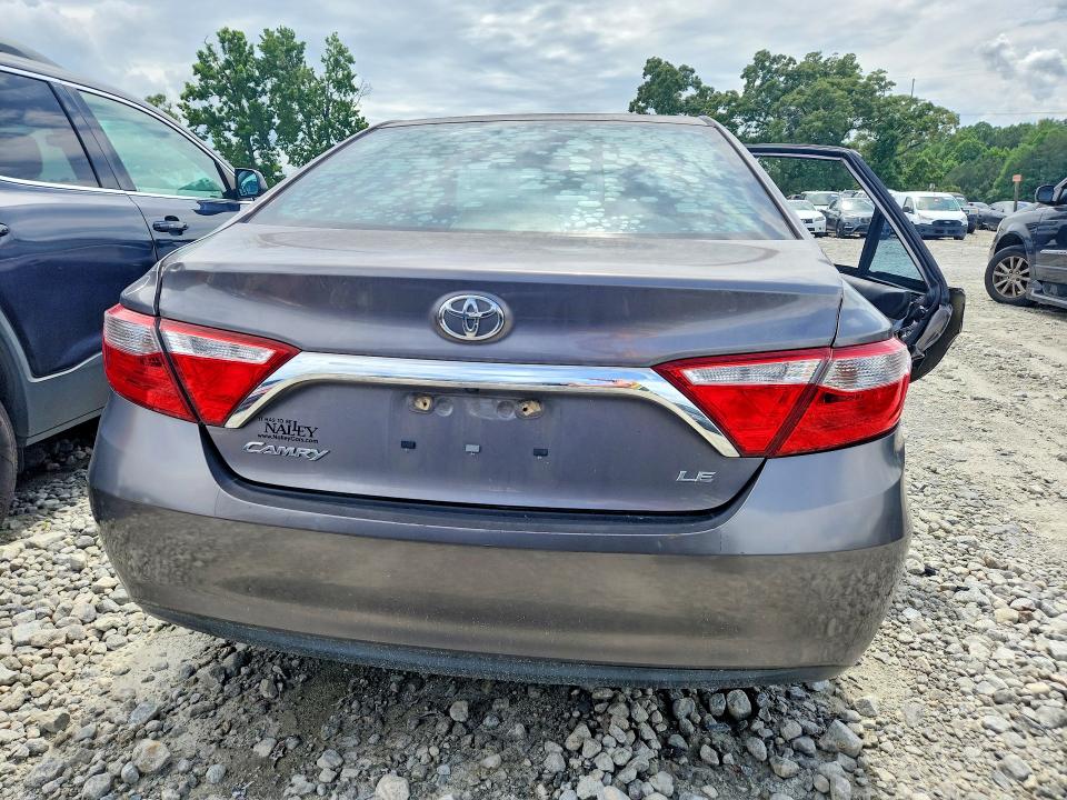 54479596 :رقم المزاد ، 4T1BF1FK7HU287925 vin ، 2017 Toyota Camry مزاد بيع