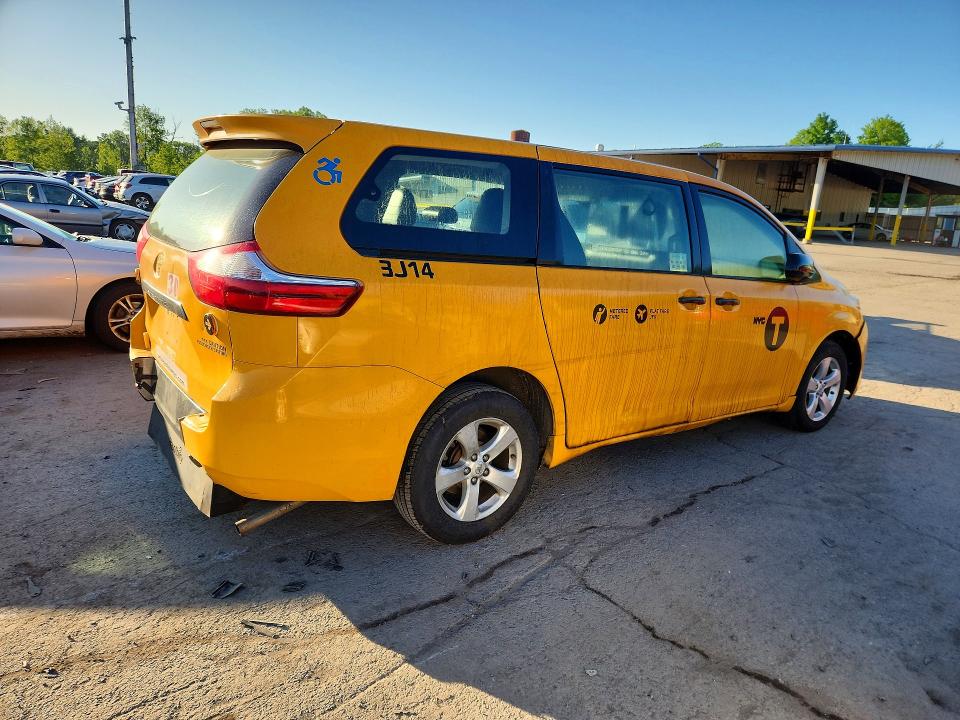 Продажа на аукционе авто 2017 Toyota Sienna, vin: 5TDZZ3DC1HS856239, номер лота: 55356316