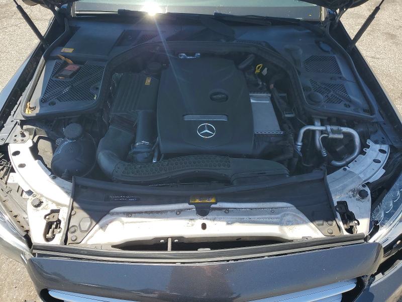 53849136 :رقم المزاد ، 55SWF4JB1FU054268 vin ، 2015 Mercedes-benz C مزاد بيع