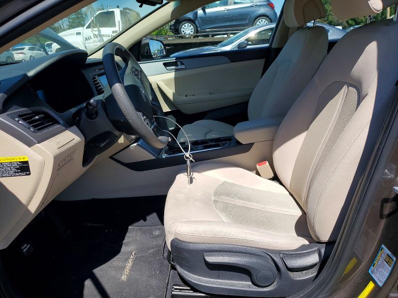 52580216 :رقم المزاد ، 5NPE24AF5HH555731 vin ، 2017 Hyundai Sonata مزاد بيع
