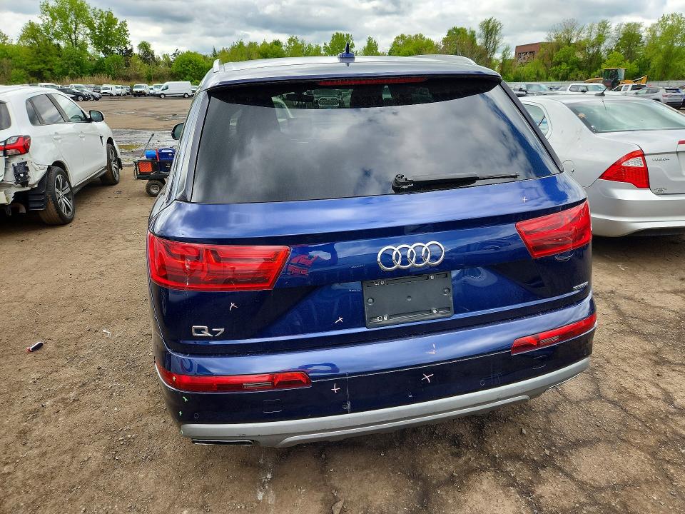 2019 Audi Q7 მანქანა იყიდება აუქციონზე, vin: WA1LHAF73KD047898, აუქციონის ნომერი: 53559686
