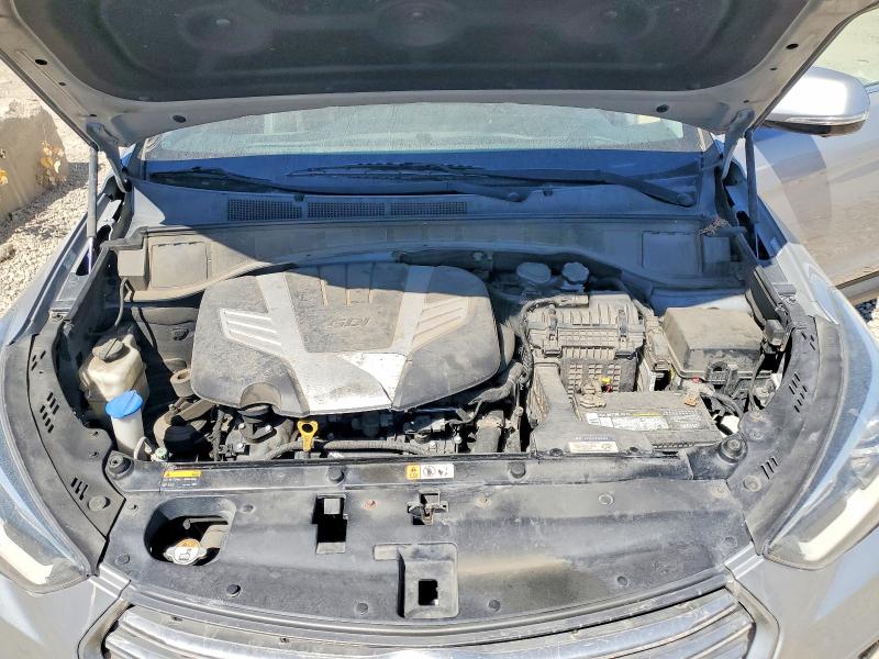 Продажа на аукционе авто 2017 Hyundai Santa Fe, vin: KM8SRDHFXHU172681, номер лота: 52653666