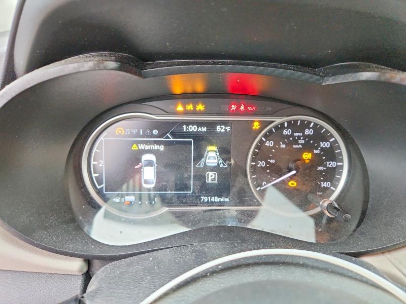 51861616 :رقم المزاد ، 3N1CN8EV3ML867082 vin ، 2021 Nissan Versa مزاد بيع