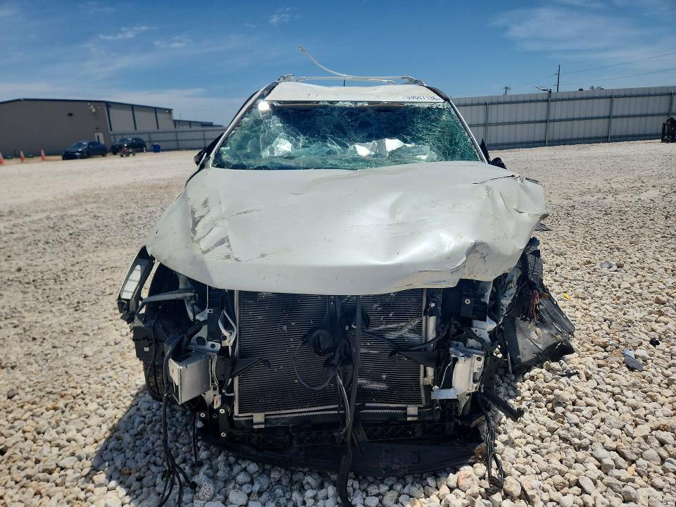 53647136 :رقم المزاد ، 5N1DR2MN3JC613122 vin ، 2018 Nissan Pathfinder مزاد بيع