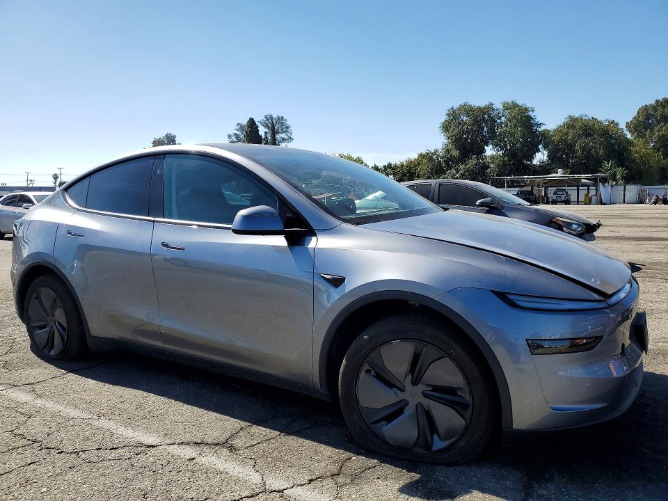 Продажа на аукционе авто 2026 Tesla Model Y, vin: 7SAYGDED7TF416136, номер лота: 53051006