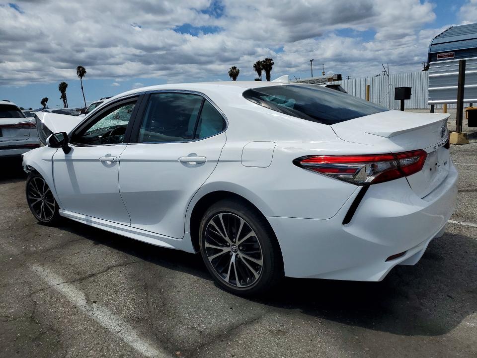 55611216 :رقم المزاد ، 4T1B11HK9KU181401 vin ، 2019 Toyota Camry مزاد بيع