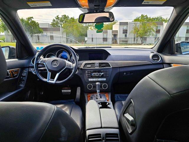 Продажа на аукционе авто 2012 Mercedes-benz C, vin: WDDGF4HB2CR194515, номер лота: 54468996