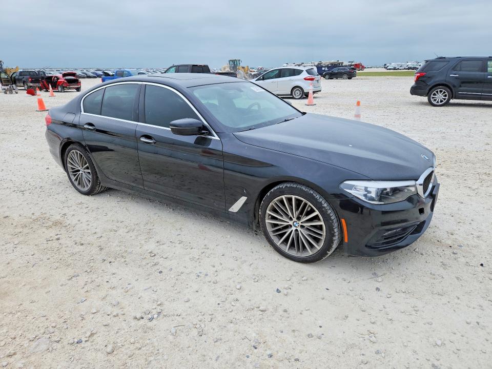 52402586 :رقم المزاد ، WBAJA5C50JG899812 vin ، 2018 Bmw 530 مزاد بيع