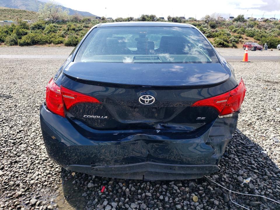 Продажа на аукционе авто 2018 Toyota Corolla, vin: 2T1BURHE2JC003412, номер лота: 52255976
