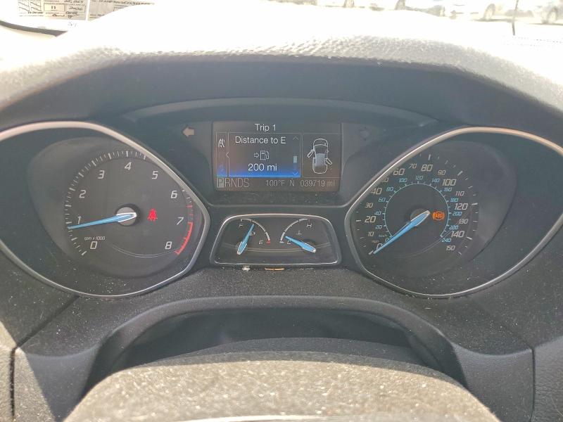 53030016 :رقم المزاد ، 1FAHP3M25CL412984 vin ، 2012 Ford Focus مزاد بيع