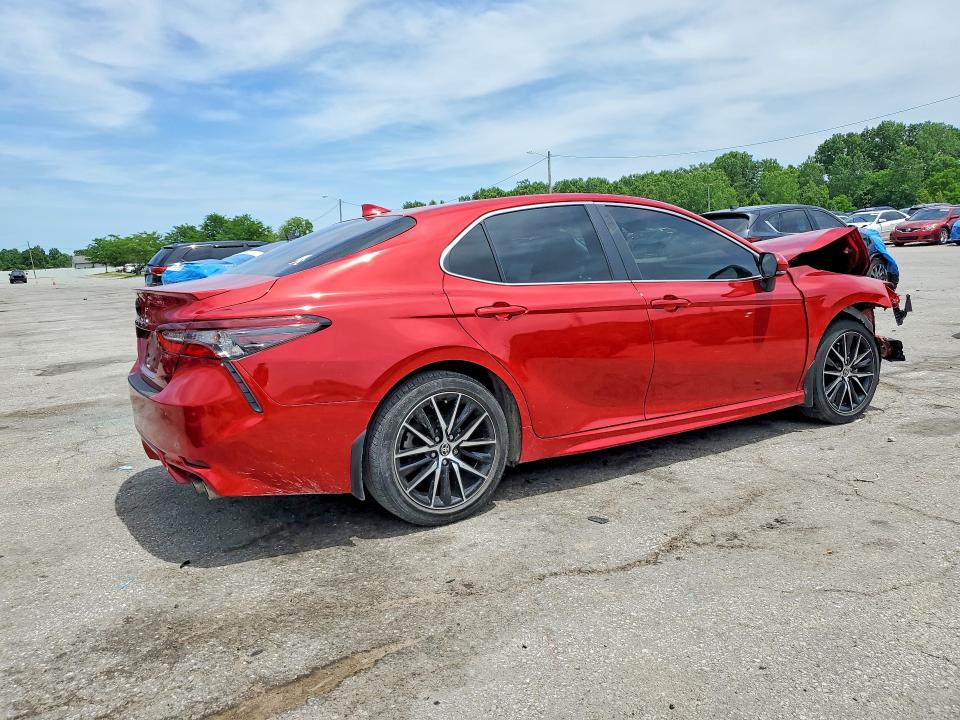 2024 Toyota Camry მანქანა იყიდება აუქციონზე, vin: 4T1T11AK7RU240857, აუქციონის ნომერი: 55376126