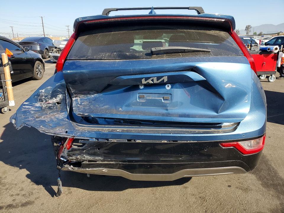 54157676 :رقم المزاد ، KNDCR3L19P5038767 vin ، 2023 Kia Niro مزاد بيع