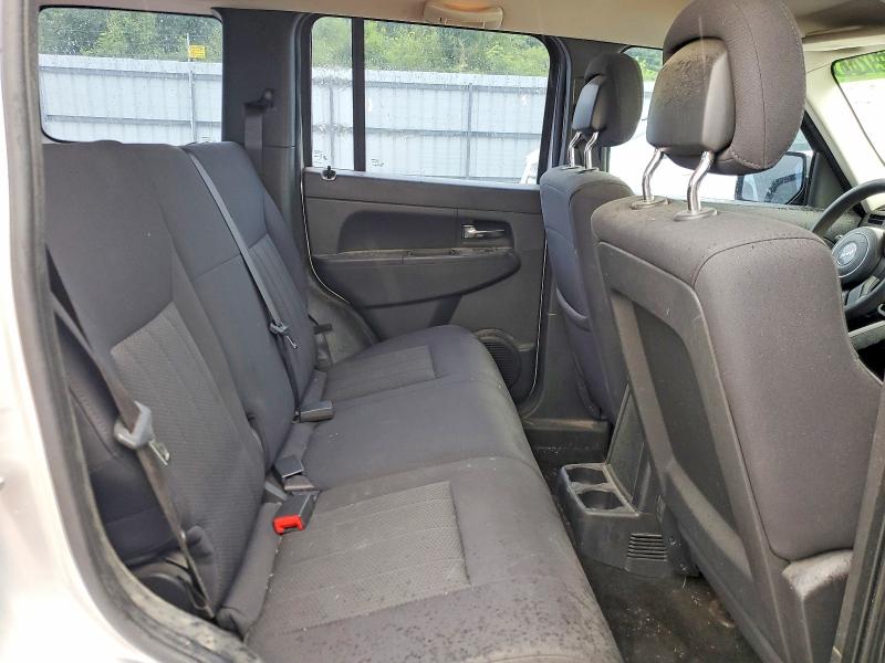 54809206 :رقم المزاد ، 1J4PP2GK3BW509698 vin ، 2011 Jeep Liberty مزاد بيع