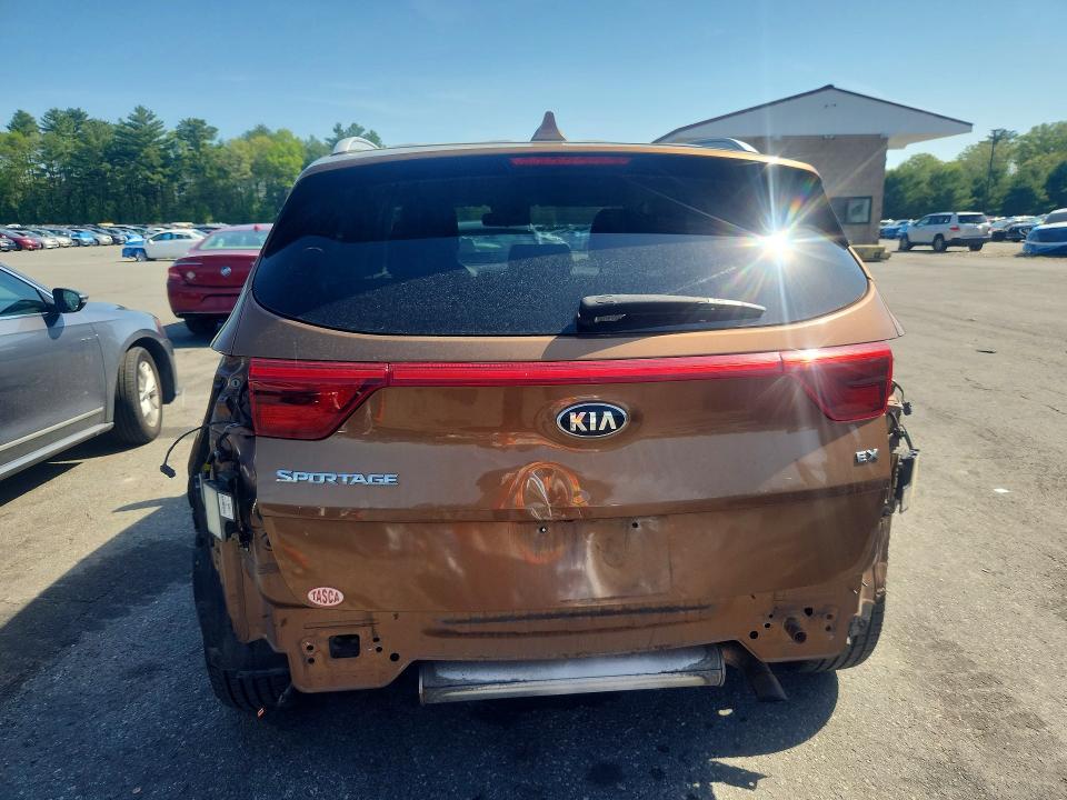 2018 Kia Sportage მანქანა იყიდება აუქციონზე, vin: KNDPNCACXJ7373663, აუქციონის ნომერი: 53750116