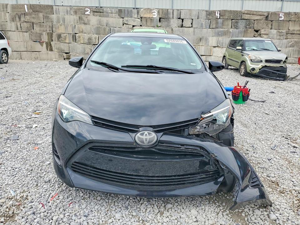 2018 Toyota Corolla მანქანა იყიდება აუქციონზე, vin: 2T1BURHE2JC122111, აუქციონის ნომერი: 52689856