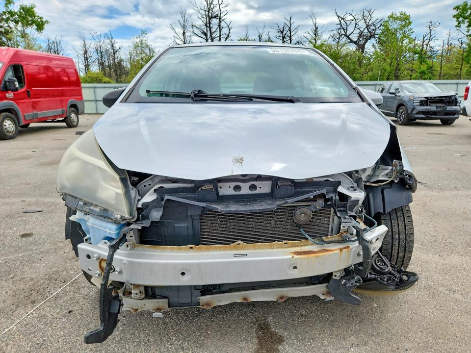 2015 Toyota Yaris მანქანა იყიდება აუქციონზე, vin: VNKKTUD34FA027515, აუქციონის ნომერი: 55198496