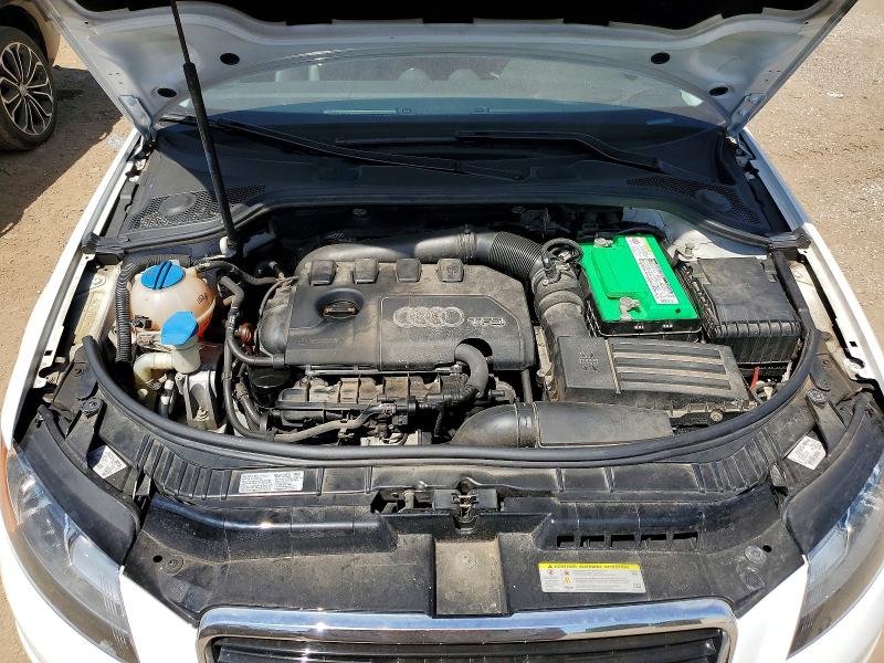 53712886 :رقم المزاد ، WAUDFAFM6BA055806 vin ، 2011 Audi A3 مزاد بيع