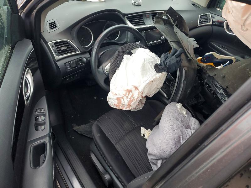 52159766 :رقم المزاد ، 3N1AB7AP0JL647539 vin ، 2018 Nissan Sentra مزاد بيع