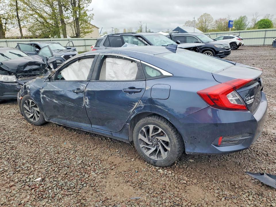 53522546 :رقم المزاد ، 19XFC2F76HE220277 vin ، 2017 Honda Civic مزاد بيع