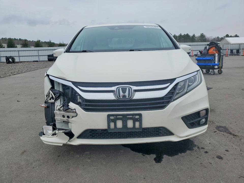 Продаж на аукціоні авто 2018 Honda Odyssey, vin: 5FNRL6H71JB055921, номер лоту: 52576456