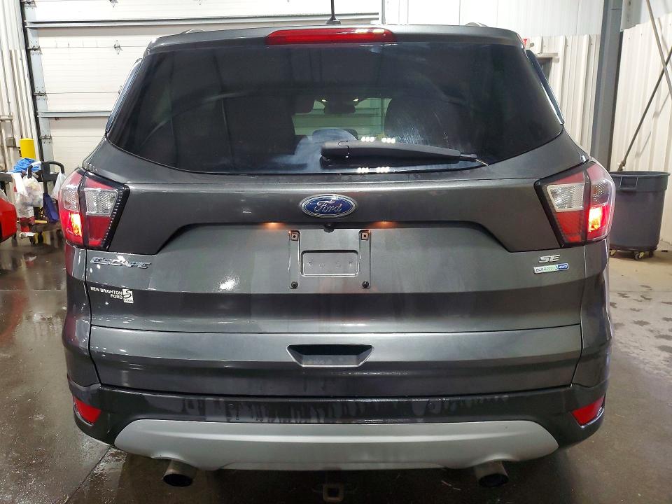 53630646 :رقم المزاد ، 1FMCU9GD3HUD28849 vin ، 2017 Ford Escape مزاد بيع