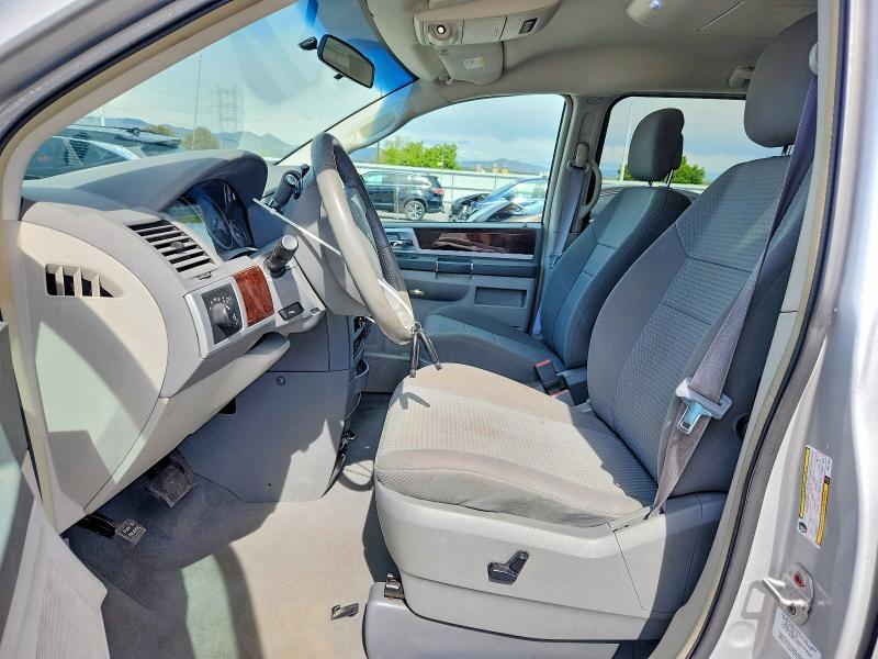 52088116 :رقم المزاد ، 2A4RR5D1XAR271453 vin ، 2010 Chrysler Town & Country مزاد بيع