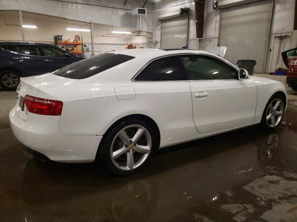 Продажа на аукционе авто 2009 Audi A5, vin: WAUDK78T39A003241, номер лота: 52616276