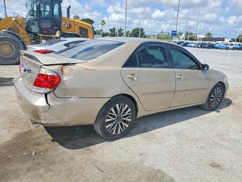 53893366 :رقم المزاد ، 4T1BF32K66U621876 vin ، 2006 Toyota Camry مزاد بيع