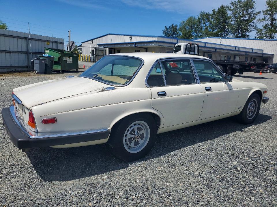 1987 Jaguar Xj6 მანქანა იყიდება აუქციონზე, vin: SAJAV1344HC473003, აუქციონის ნომერი: 54355856