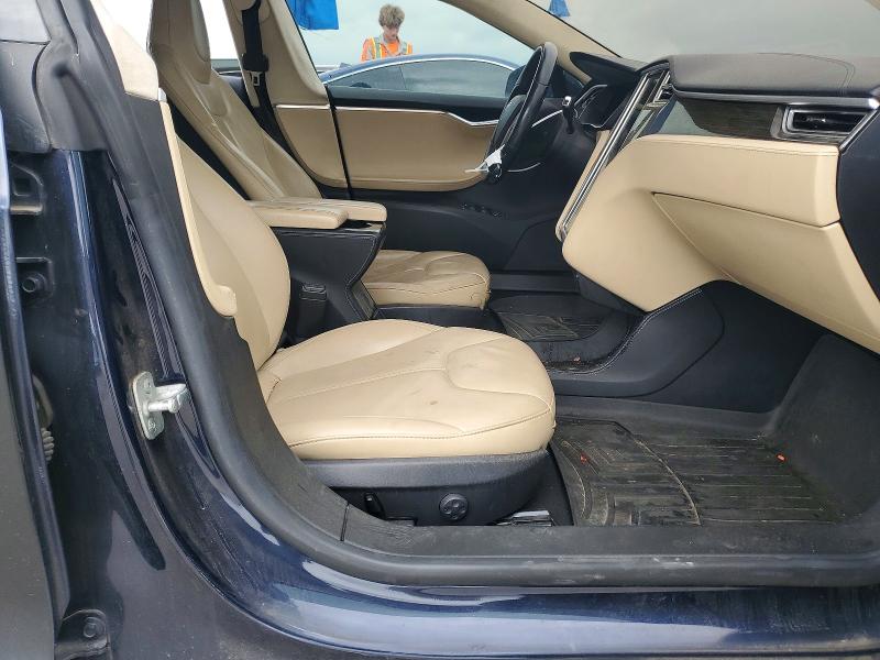 Продажа на аукционе авто 2014 Tesla Model S, vin: 5YJSA1H15EFP50284, номер лота: 54201356