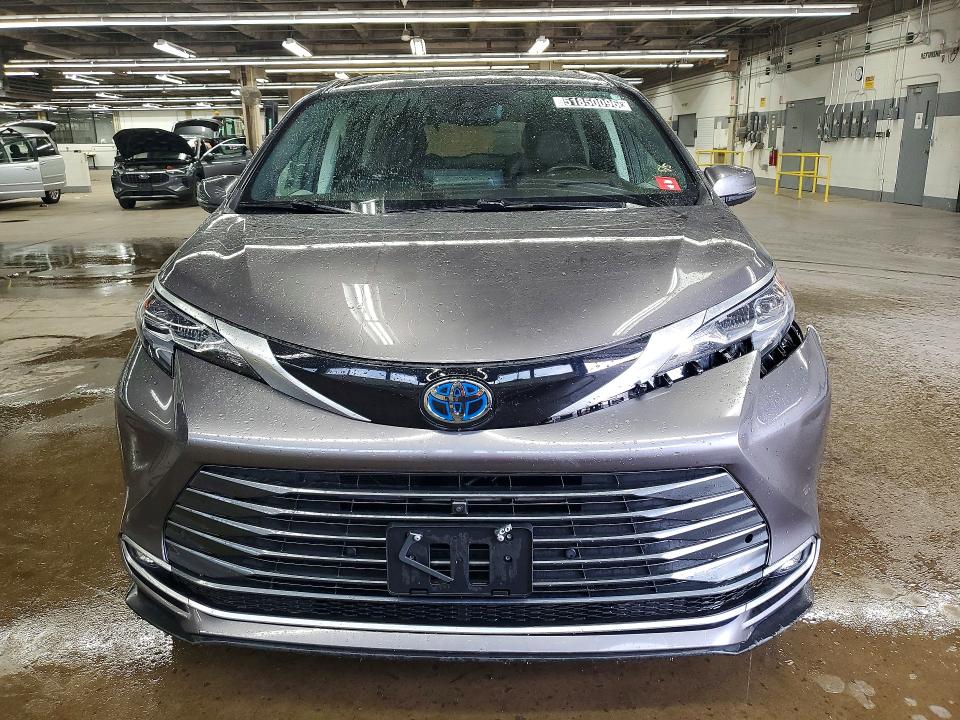 Aukcja sprzedaży 2024 Toyota Sienna, vin: 5TDESKFC0RS151511, numer aukcji: 51850096