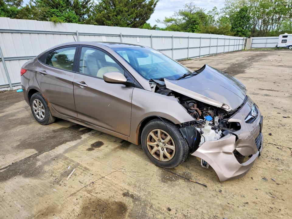 2013 Hyundai Accent მანქანა იყიდება აუქციონზე, vin: KMHCT4AEXDU345391, აუქციონის ნომერი: 52936726