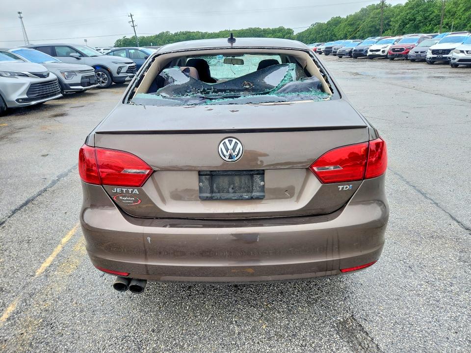 Продаж на аукціоні авто 2011 Volkswagen Jetta, vin: 3VWLL7AJ6BM122637, номер лоту: 55369546