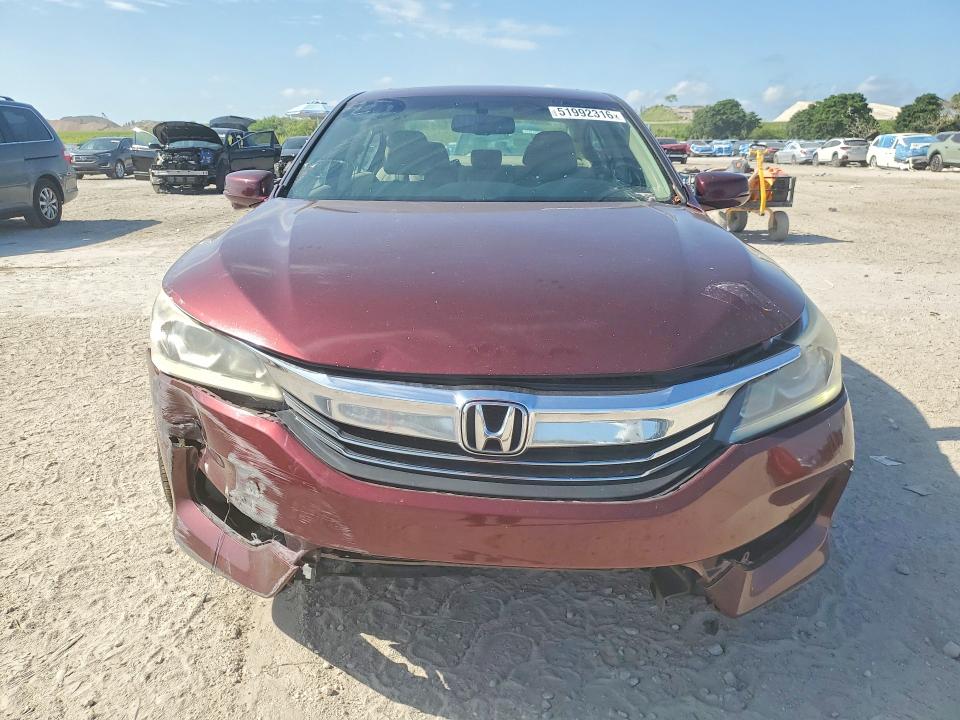 Продажа на аукционе авто 2016 Honda Accord, vin: 1HGCR2F83GA151111, номер лота: 51992316
