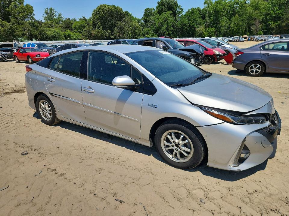 Продаж на аукціоні авто 2017 Toyota Prius Prime, vin: JTDKARFPXH3005828, номер лоту: 53737226