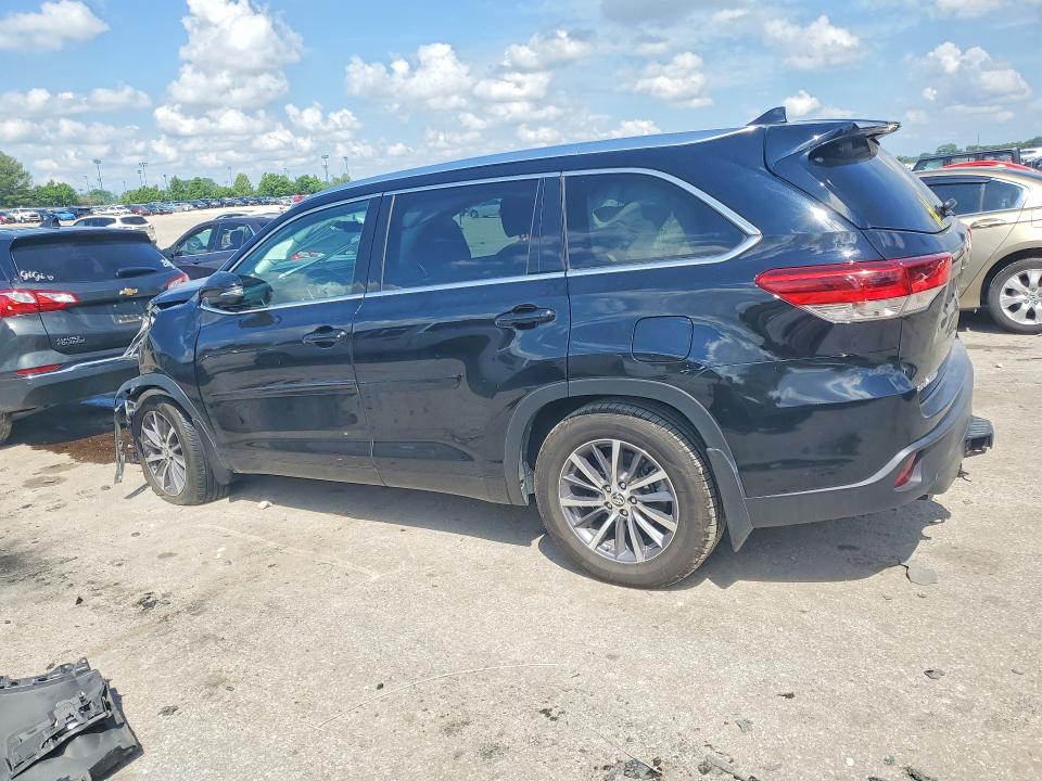 2017 Toyota Highlander მანქანა იყიდება აუქციონზე, vin: 5TDJZRFH9HS432252, აუქციონის ნომერი: 55041126