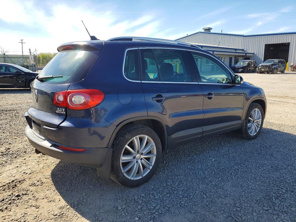 53462626 :رقم المزاد ، WVGBV7AXXBW562143 vin ، 2011 Volkswagen Tiguan مزاد بيع