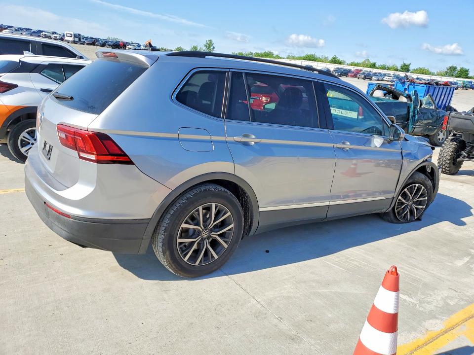 Продажа на аукционе авто 2020 Volkswagen Tiguan, vin: 3VV3B7AX0LM059399, номер лота: 51038876