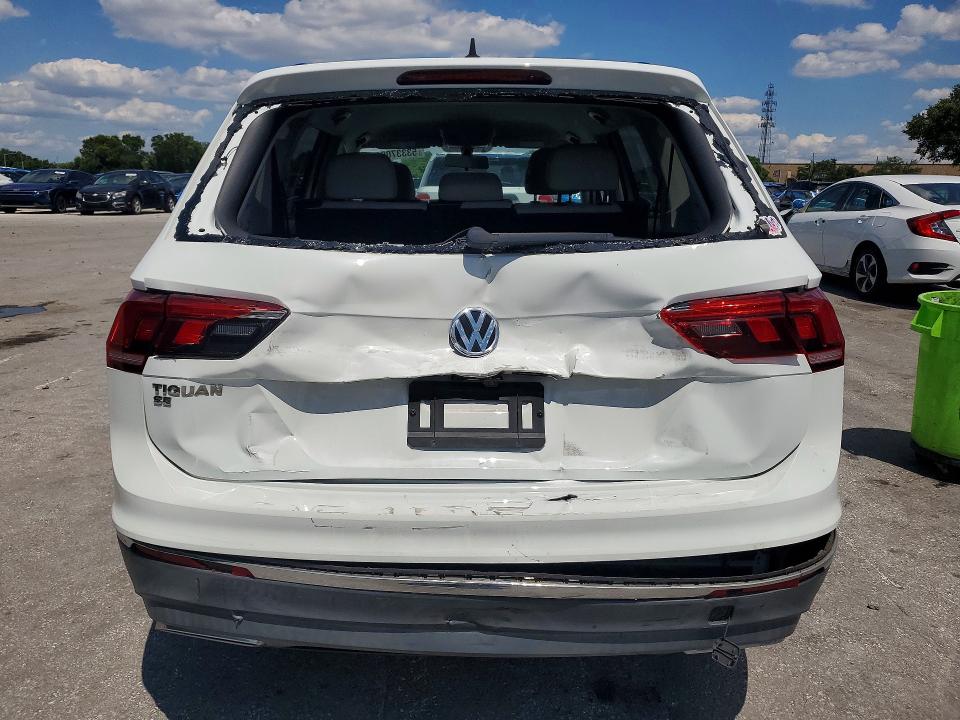 53337006 :رقم المزاد ، 3VV3B7AX8LM032600 vin ، 2020 Volkswagen Tiguan مزاد بيع