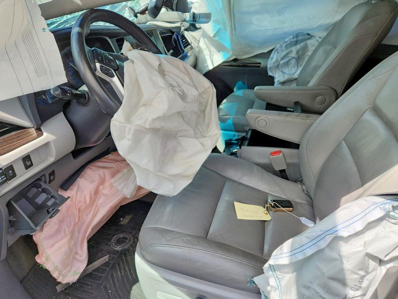 54266496 :رقم المزاد ، 5TDDZ3DC2HS174058 vin ، 2017 Toyota Sienna مزاد بيع