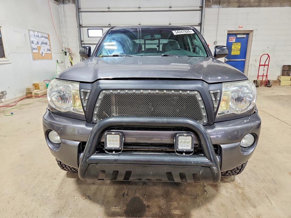Продаж на аукціоні авто 2011 Toyota Tacoma, vin: 3TMLU4EN0BM064472, номер лоту: 54247826
