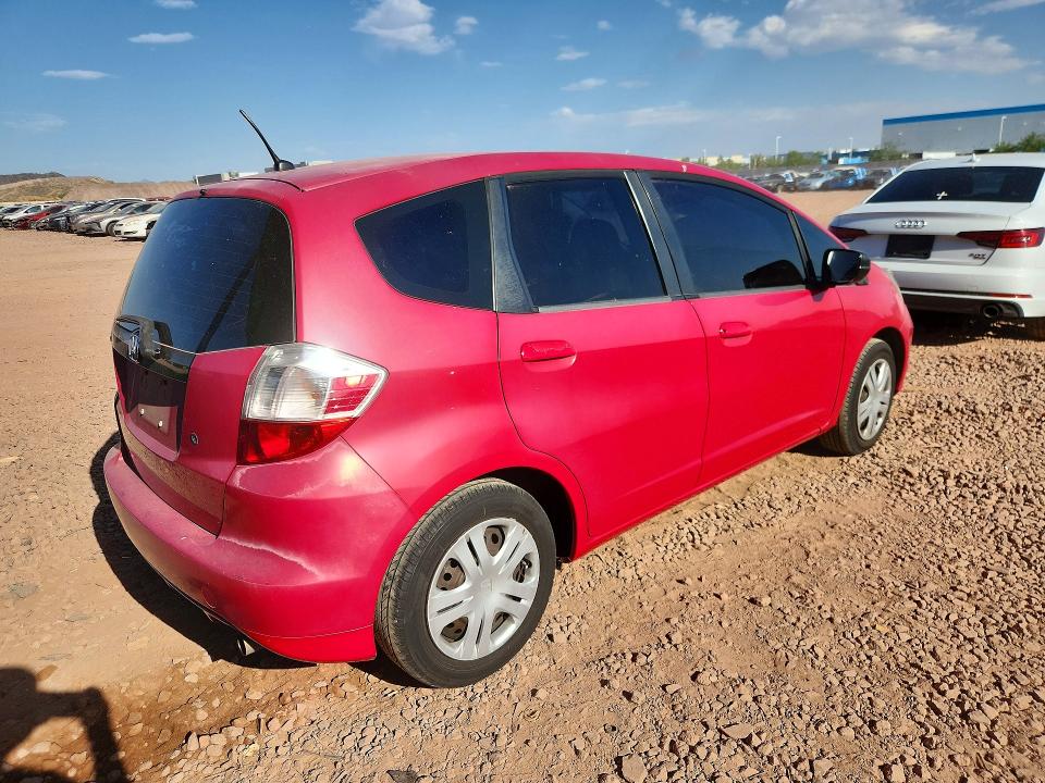 Продажа на аукционе авто 2010 Honda Fit, vin: JHMGE8H22AC023511, номер лота: 49901166