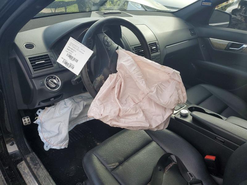 2011 Mercedes-benz C მანქანა იყიდება აუქციონზე, vin: WDDGF8FB4BA516014, აუქციონის ნომერი: 52553456