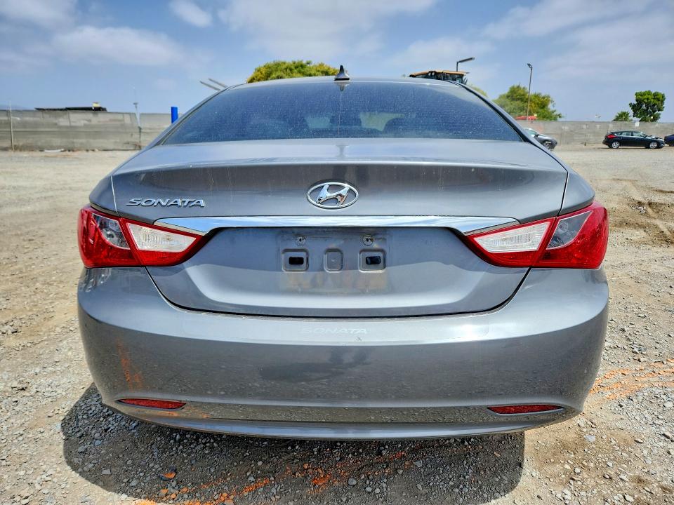 2013 Hyundai Sonata მანქანა იყიდება აუქციონზე, vin: 5NPEB4AC2DH598536, აუქციონის ნომერი: 53620836
