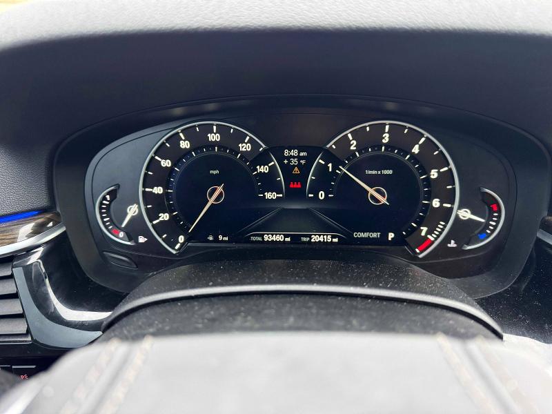 54777906 :رقم المزاد ، WBAJA7C5XJWA73151 vin ، 2018 Bmw 530 مزاد بيع