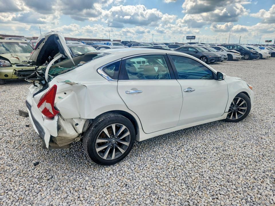 Продаж на аукціоні авто 2016 Nissan Altima, vin: 1N4AL3AP5GC184262, номер лоту: 52783636